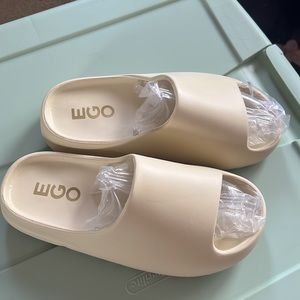 Brand New Unworn Ego Slides In Original Packaging, Opened Only Once For Picture.